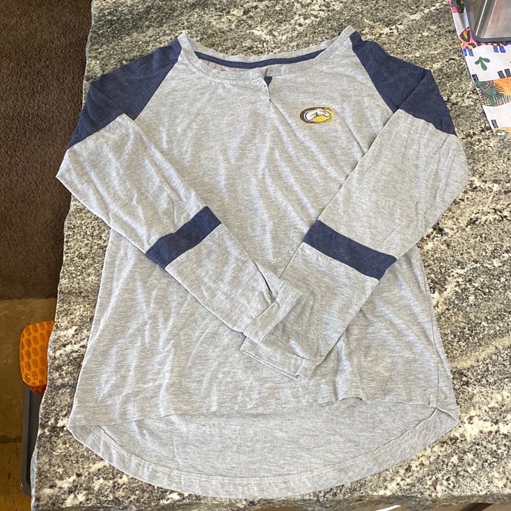 UC Davis Women’s Button Neck Henley size M​